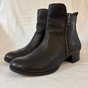 Born "Landa" Black Leather Ankle Boot with Double Zipper Women's Size 7.5M